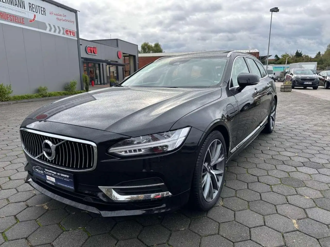 Photo 1 : Volvo V90 2019 Hybride