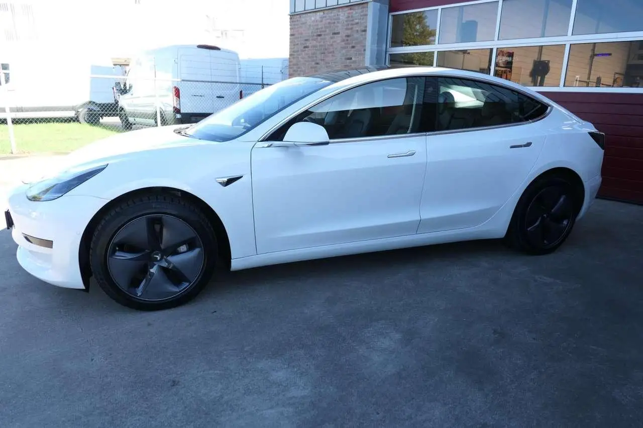 Photo 1 : Tesla Model 3 2020 Electric