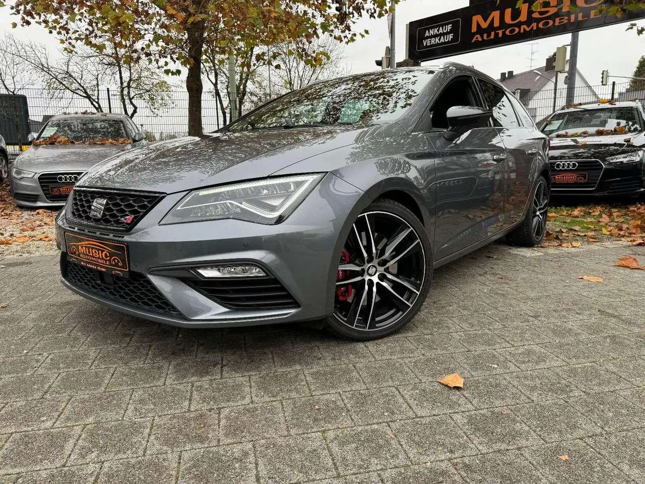 Photo 1 : Seat Leon 2017 Petrol