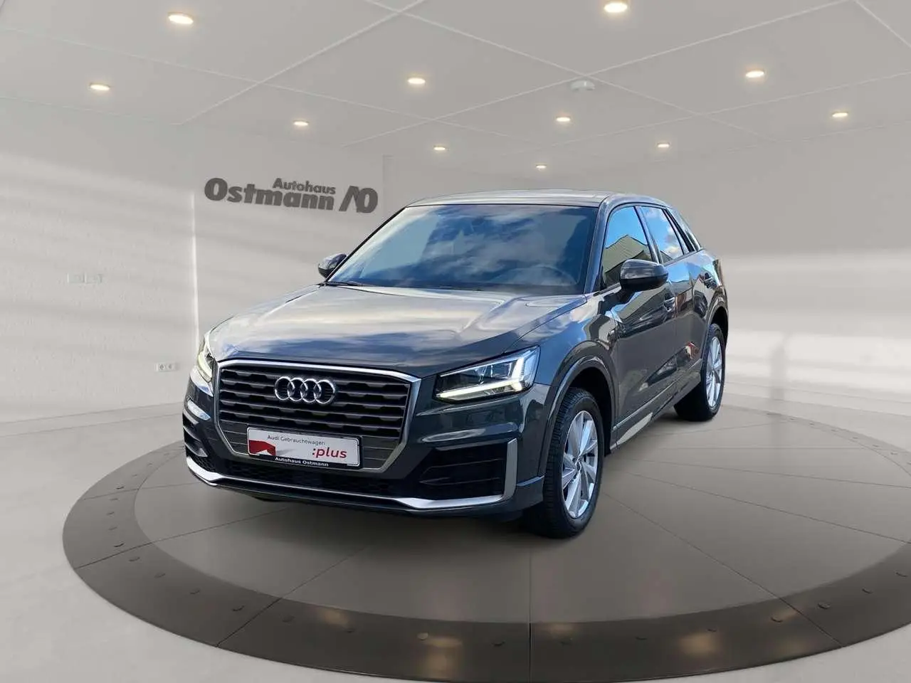 Photo 1 : Audi Q2 2020 Petrol