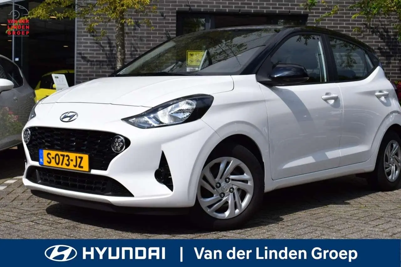 Photo 1 : Hyundai I10 2023 Petrol