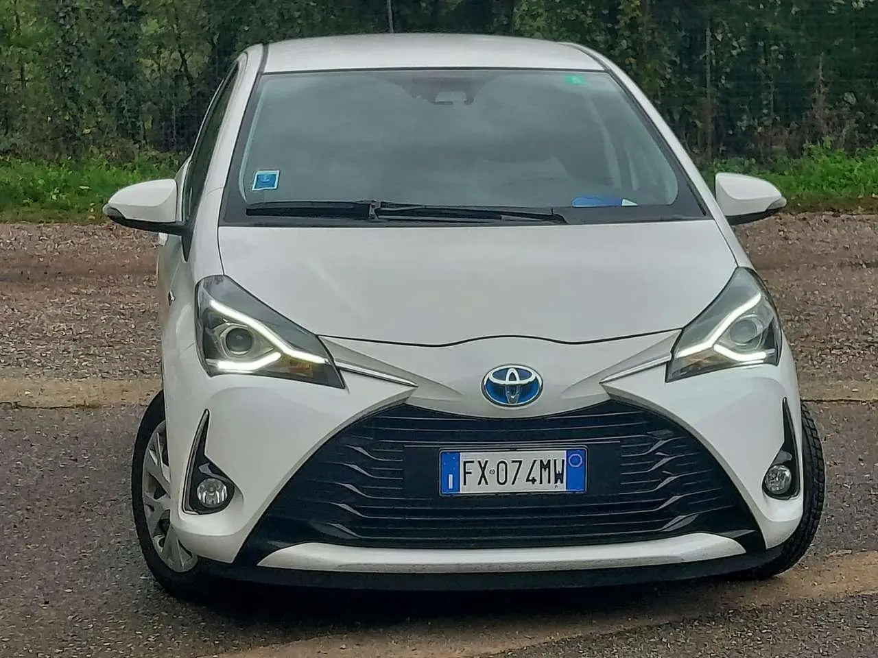 Photo 1 : Toyota Yaris 2019 Hybrid