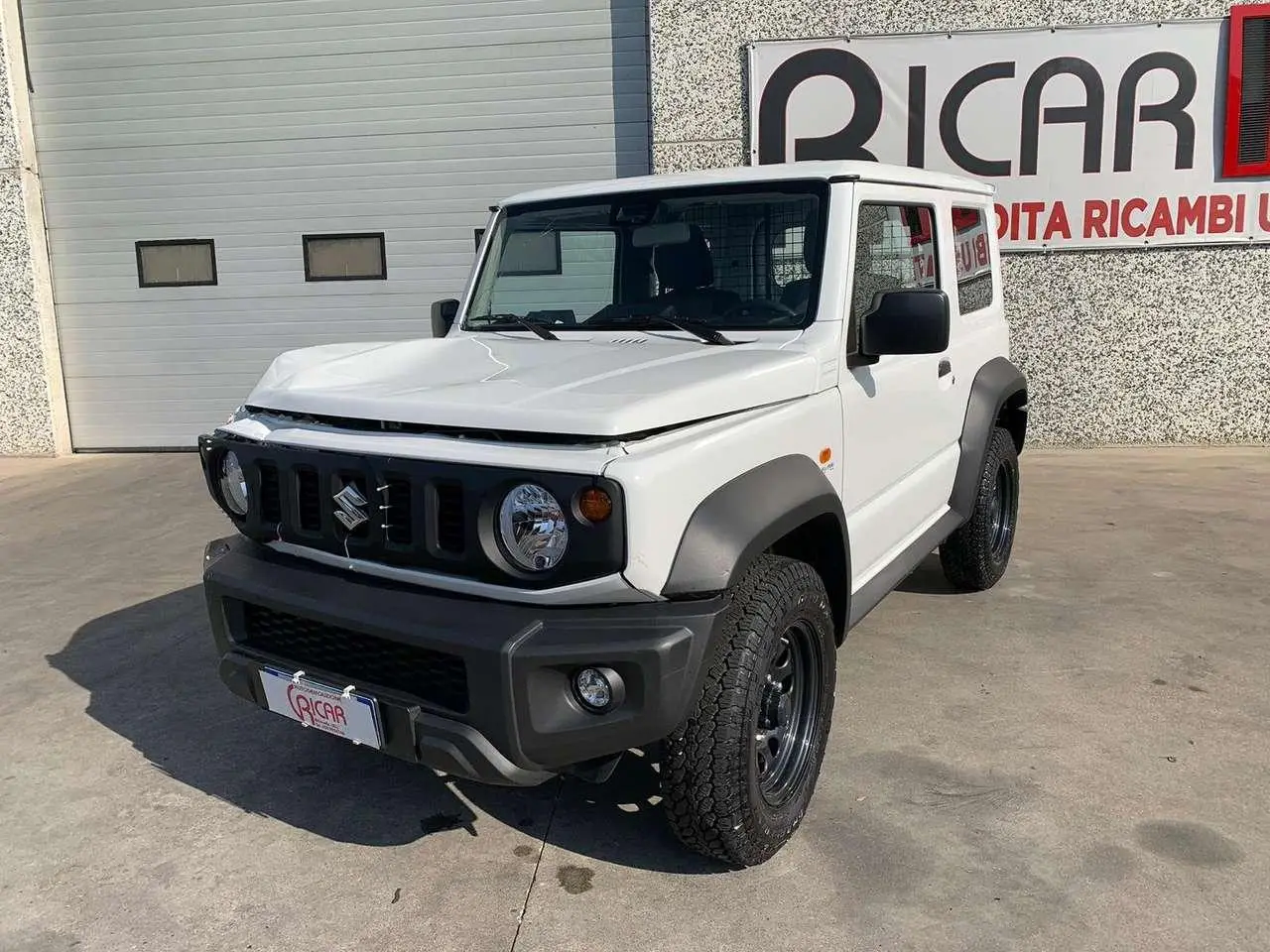 Photo 1 : Suzuki Jimny 2022 Petrol