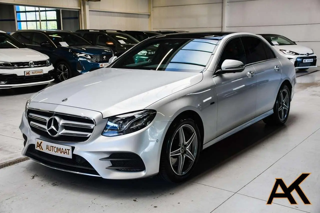 Photo 1 : Mercedes-benz Classe E 2020 Hybrid