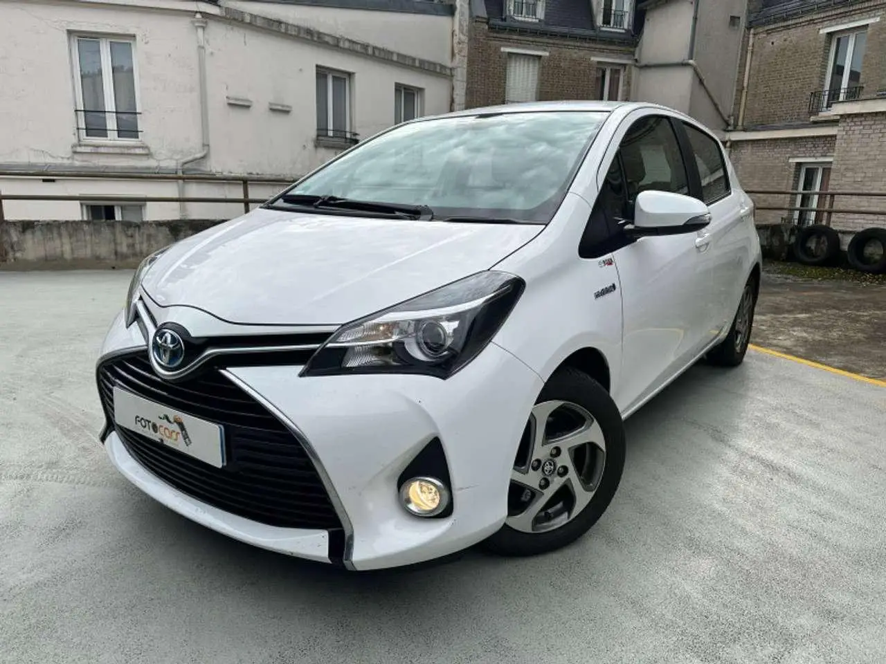 Photo 1 : Toyota Yaris 2014 Hybride