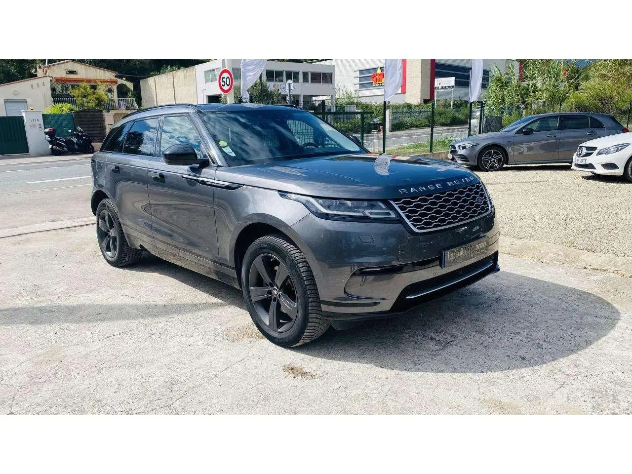 Photo 1 : Land Rover Range Rover Velar 2017 Diesel