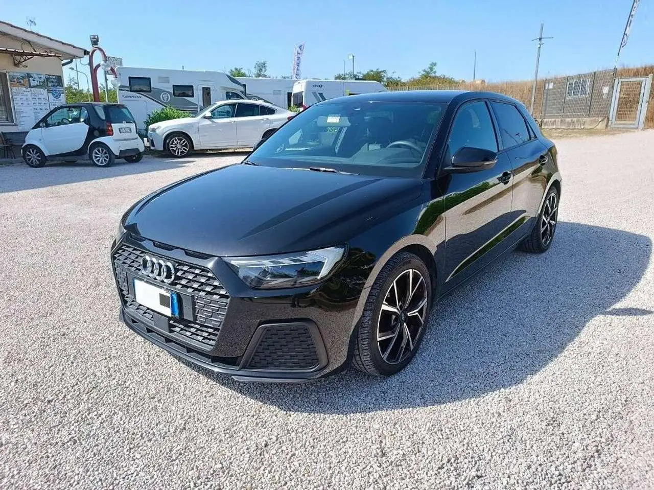 Photo 1 : Audi A1 2019 Petrol