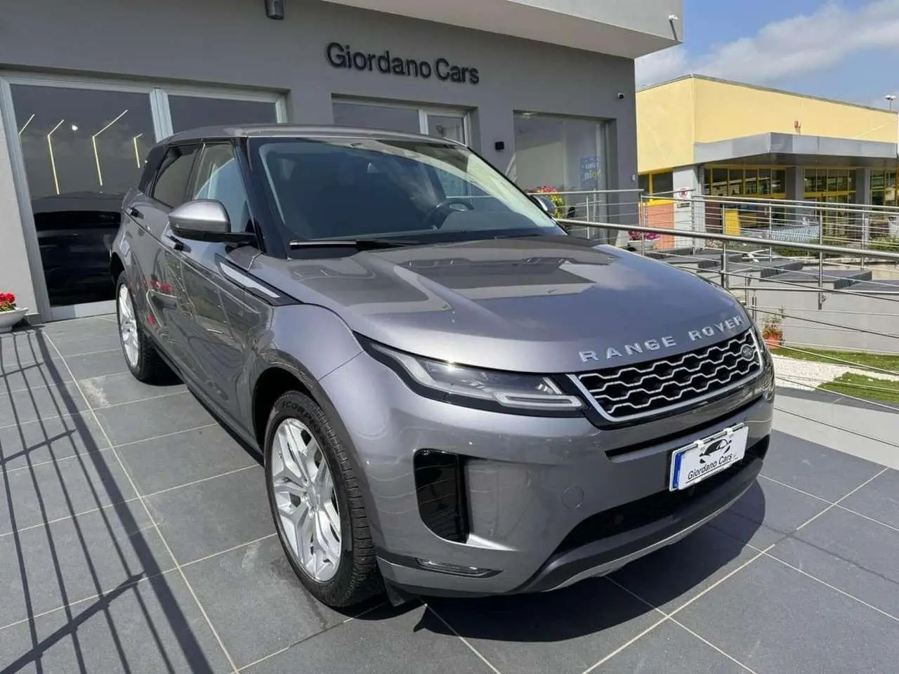 Photo 1 : Land Rover Range Rover Evoque 2019 Hybrid