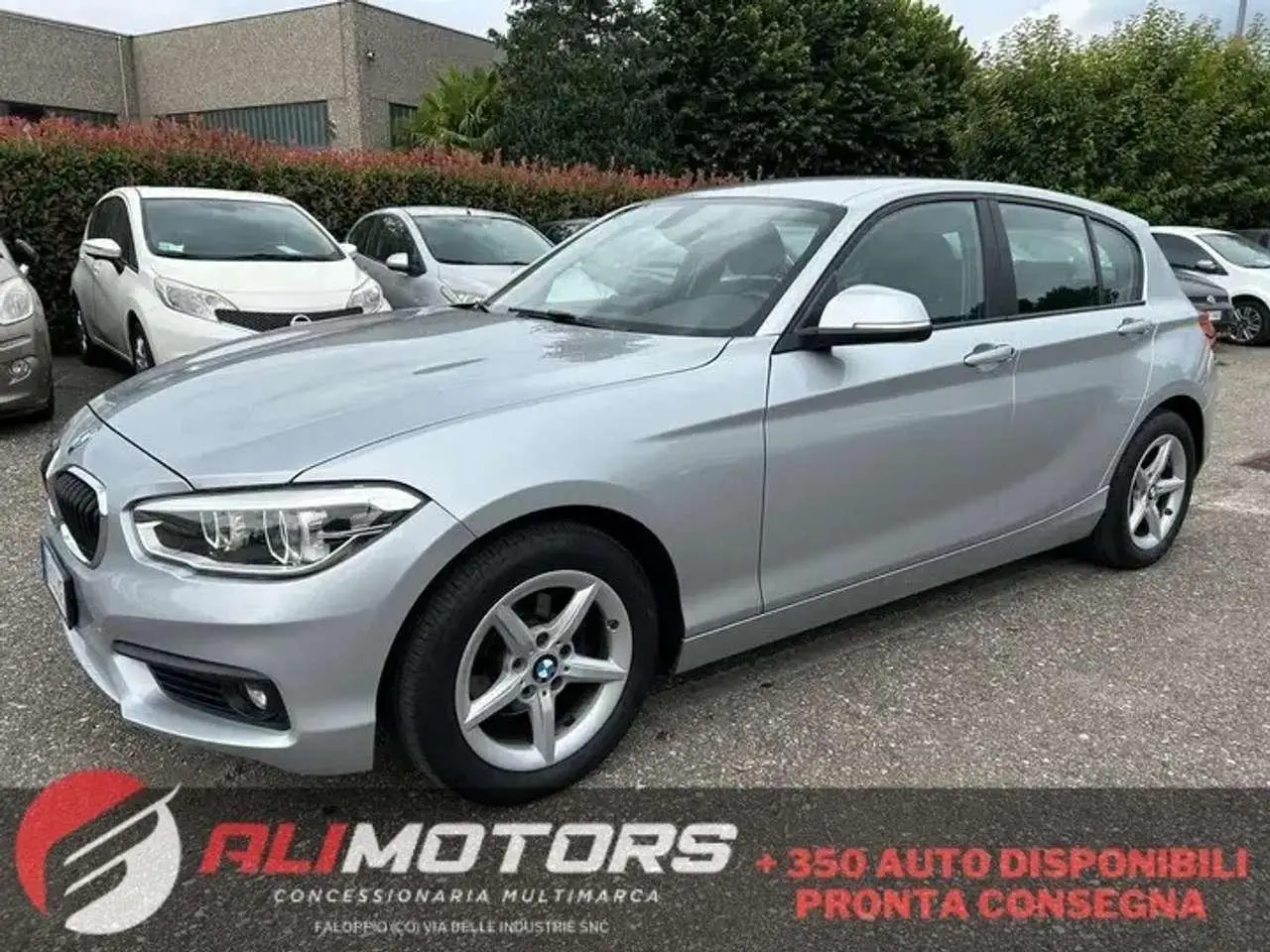 Photo 1 : Bmw Serie 1 2018 Diesel