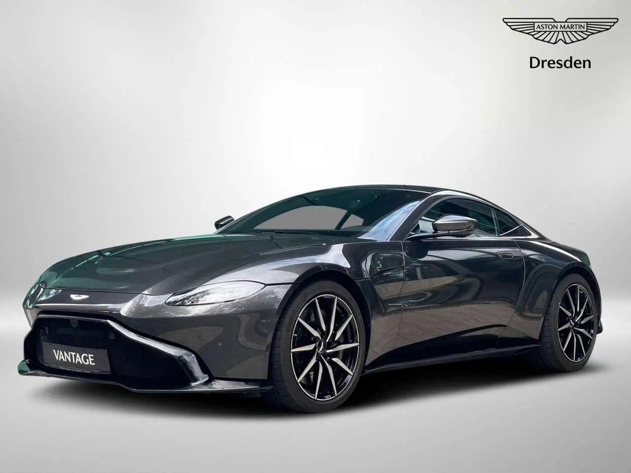 Photo 1 : Aston Martin V8 2020 Petrol