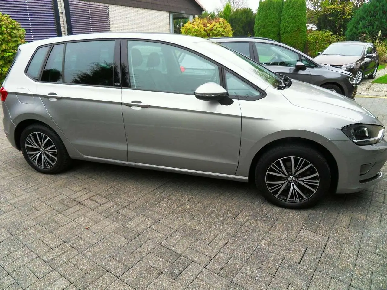 Photo 1 : Volkswagen Golf 2017 Petrol