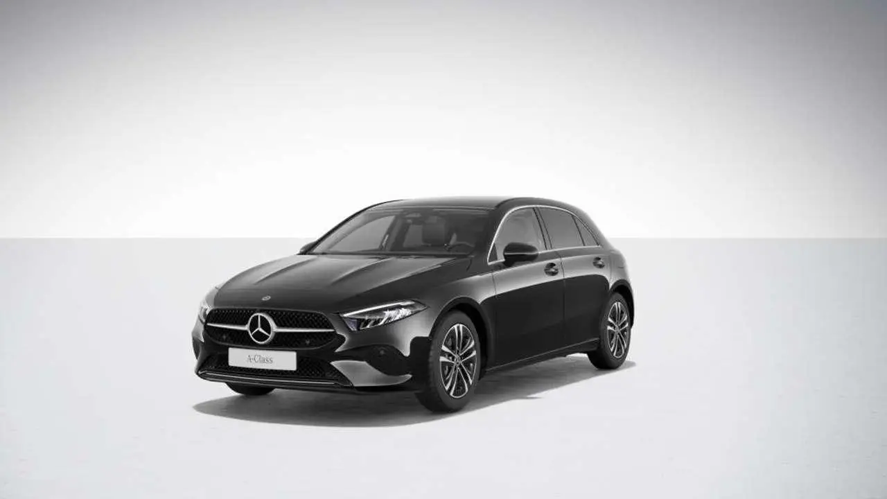 Photo 1 : Mercedes-benz Classe A 2023 Essence