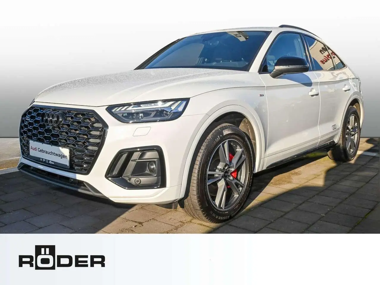 Photo 1 : Audi Q5 2021 Hybride