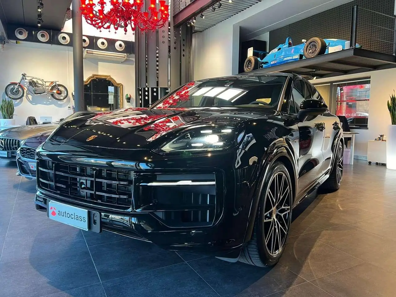 Photo 1 : Porsche Cayenne 2024 Hybrid