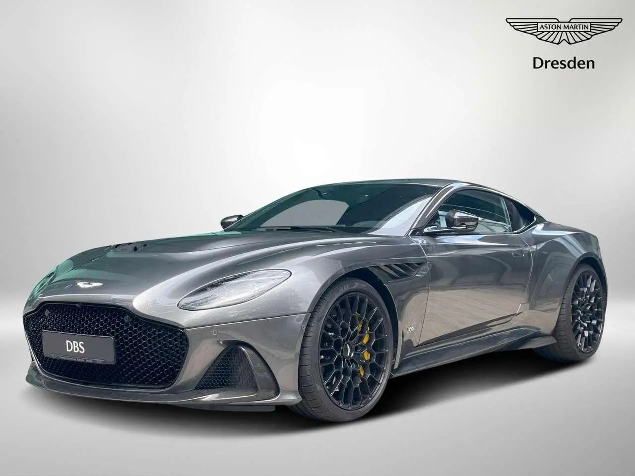 Photo 1 : Aston Martin Dbs 2024 Petrol