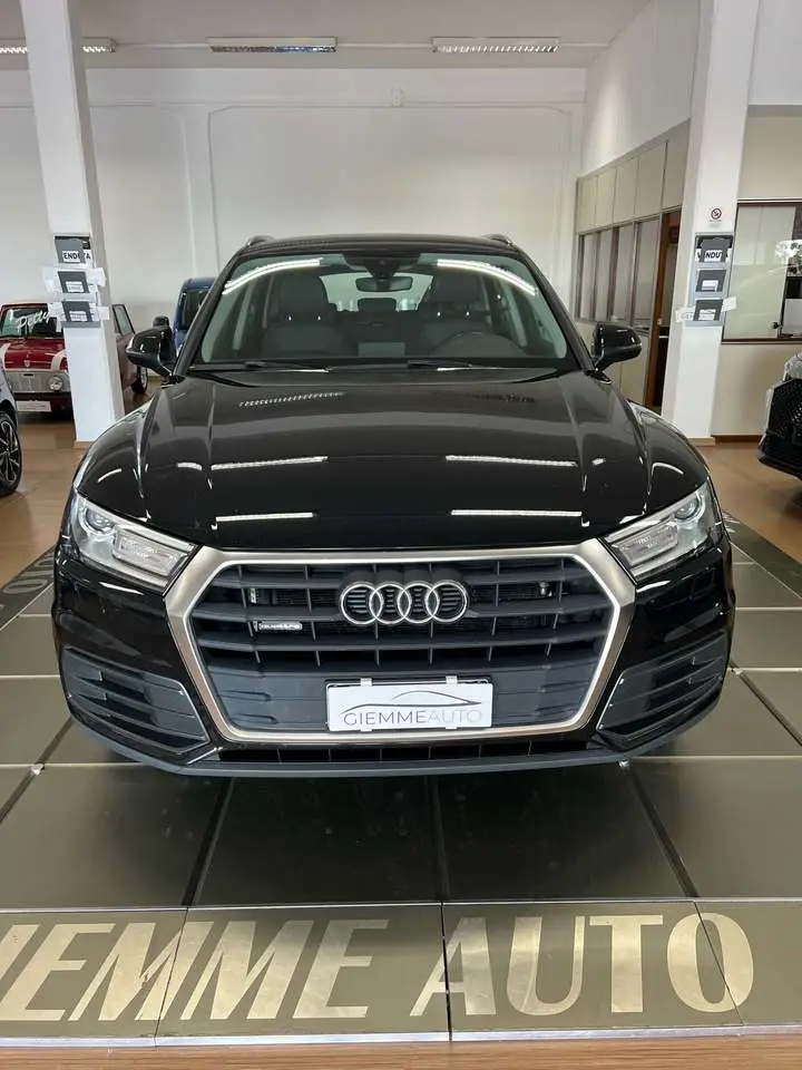 Photo 1 : Audi Q5 2018 Diesel