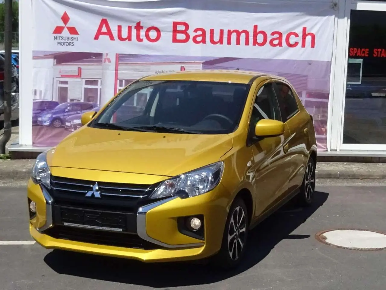 Photo 1 : Mitsubishi Space Star 2023 Petrol