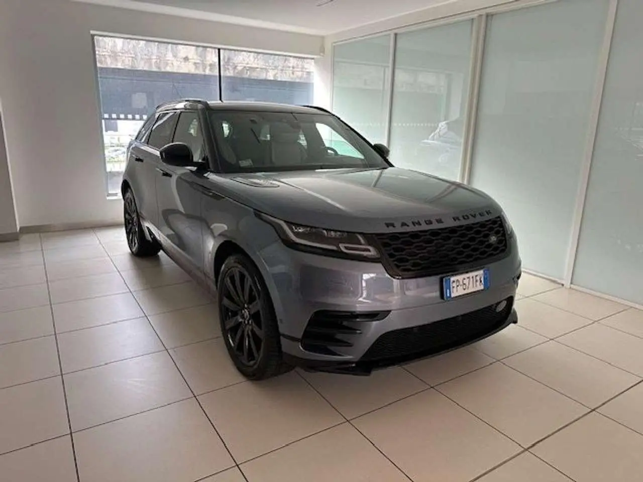 Photo 1 : Land Rover Range Rover Velar 2018 Diesel