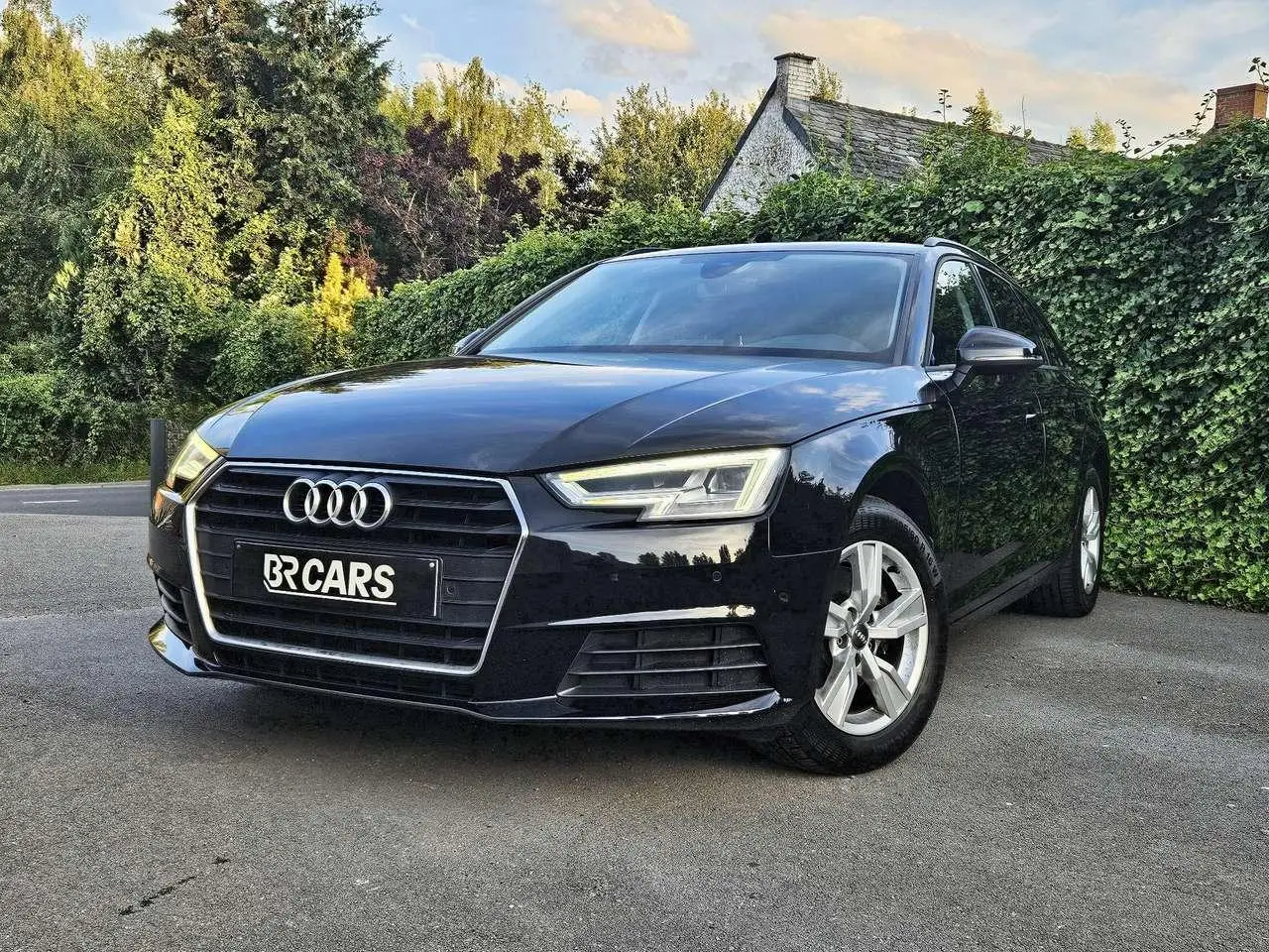 Photo 1 : Audi A4 2019 Diesel