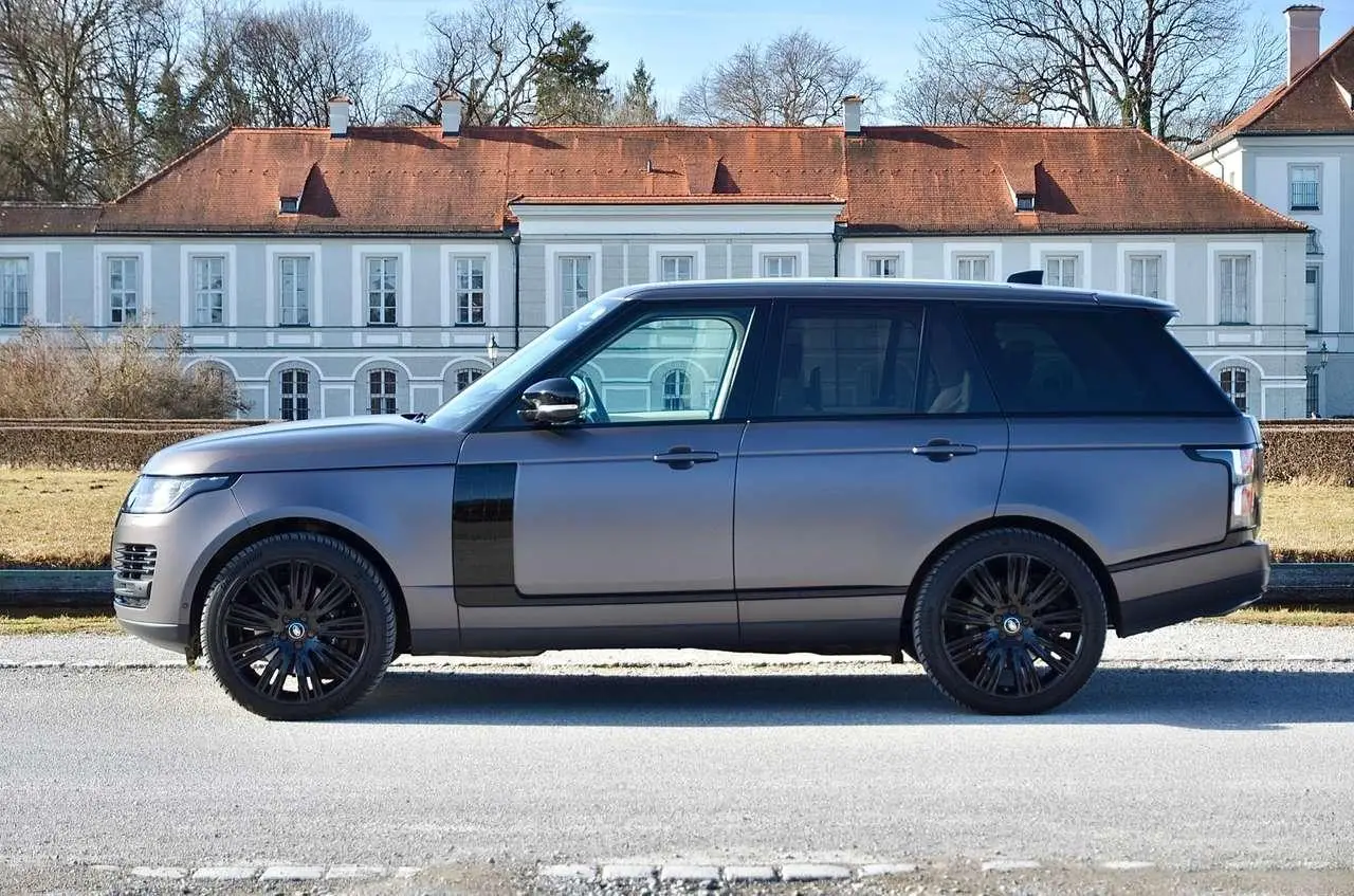 Photo 1 : Land Rover Range Rover 2021 Petrol