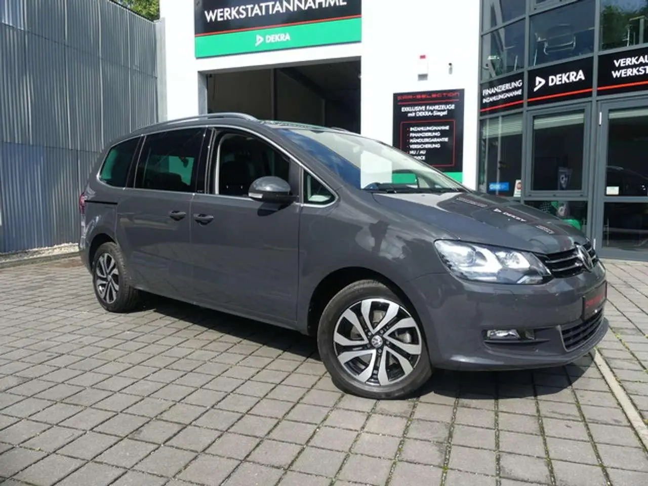 Photo 1 : Volkswagen Sharan 2022 Petrol