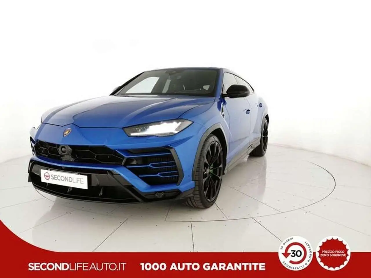 Photo 1 : Lamborghini Urus 2021 Petrol