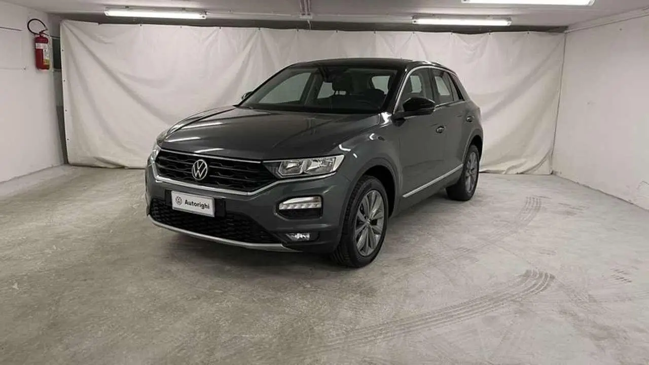 Photo 1 : Volkswagen T-roc 2020 Petrol