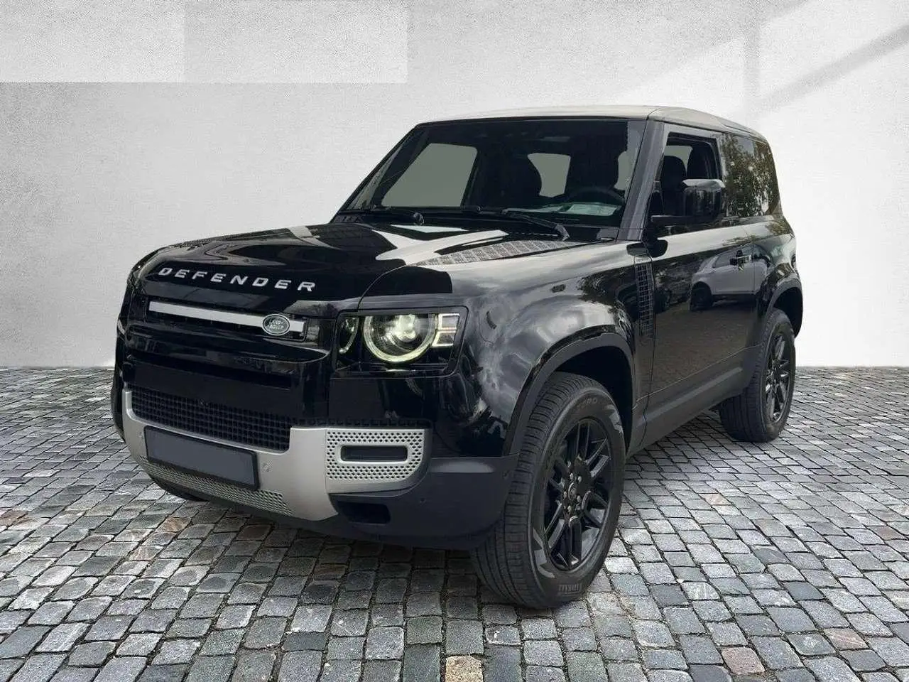 Photo 1 : Land Rover Defender 2021 Hybride