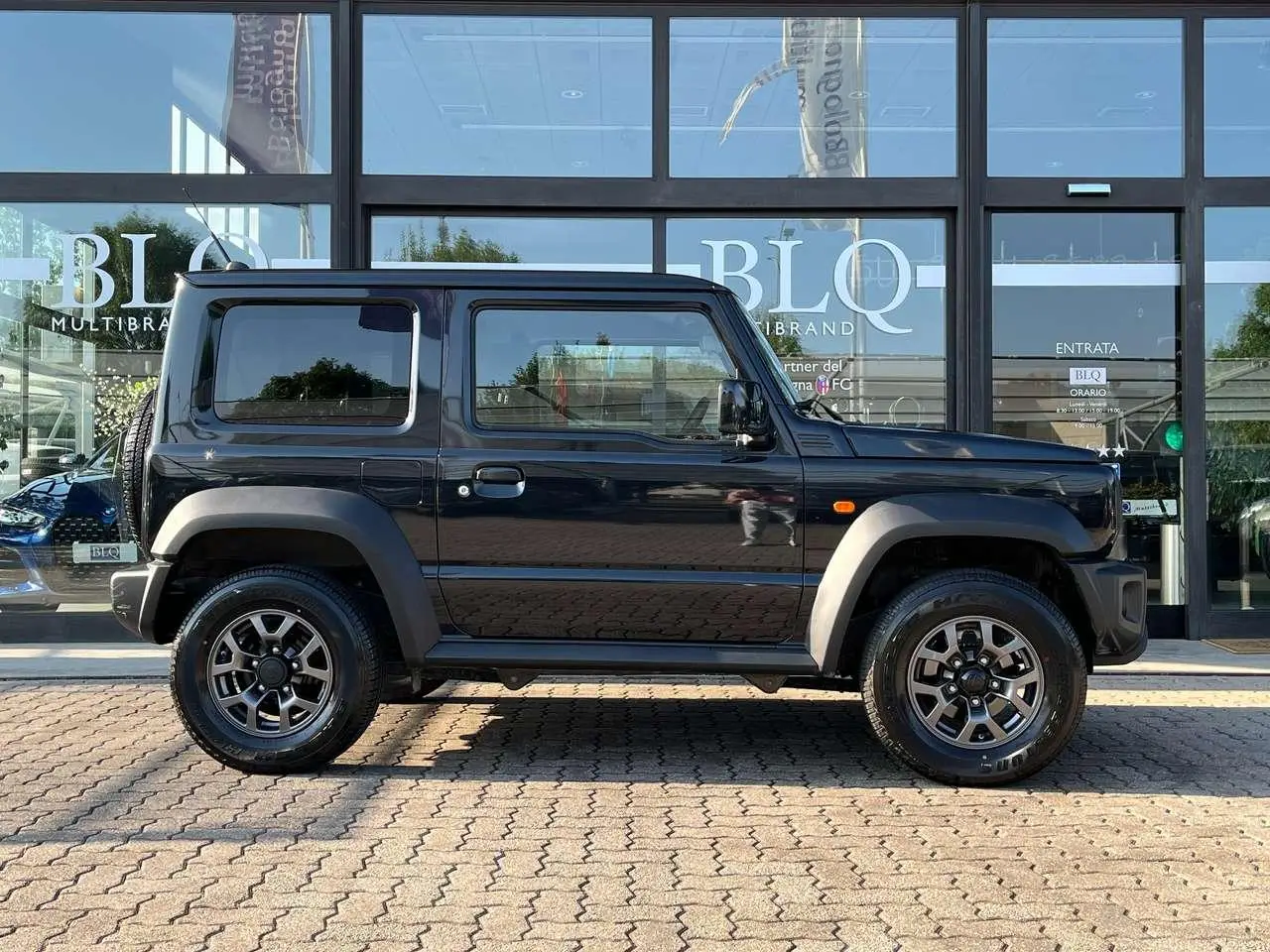 Photo 1 : Suzuki Jimny 2019 Petrol