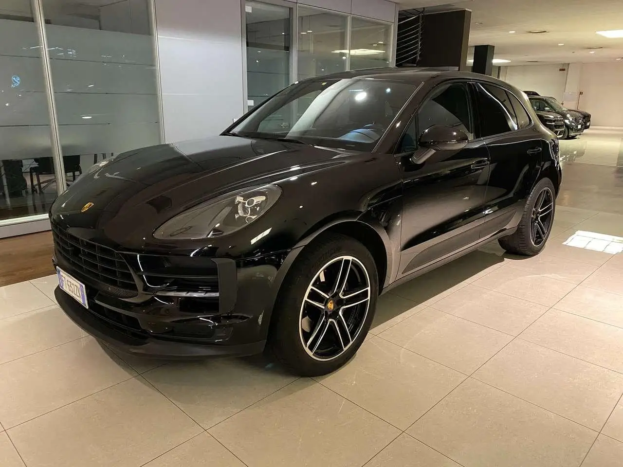 Photo 1 : Porsche Macan 2019 Petrol