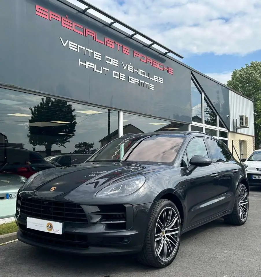 Photo 1 : Porsche Macan 2019 Essence