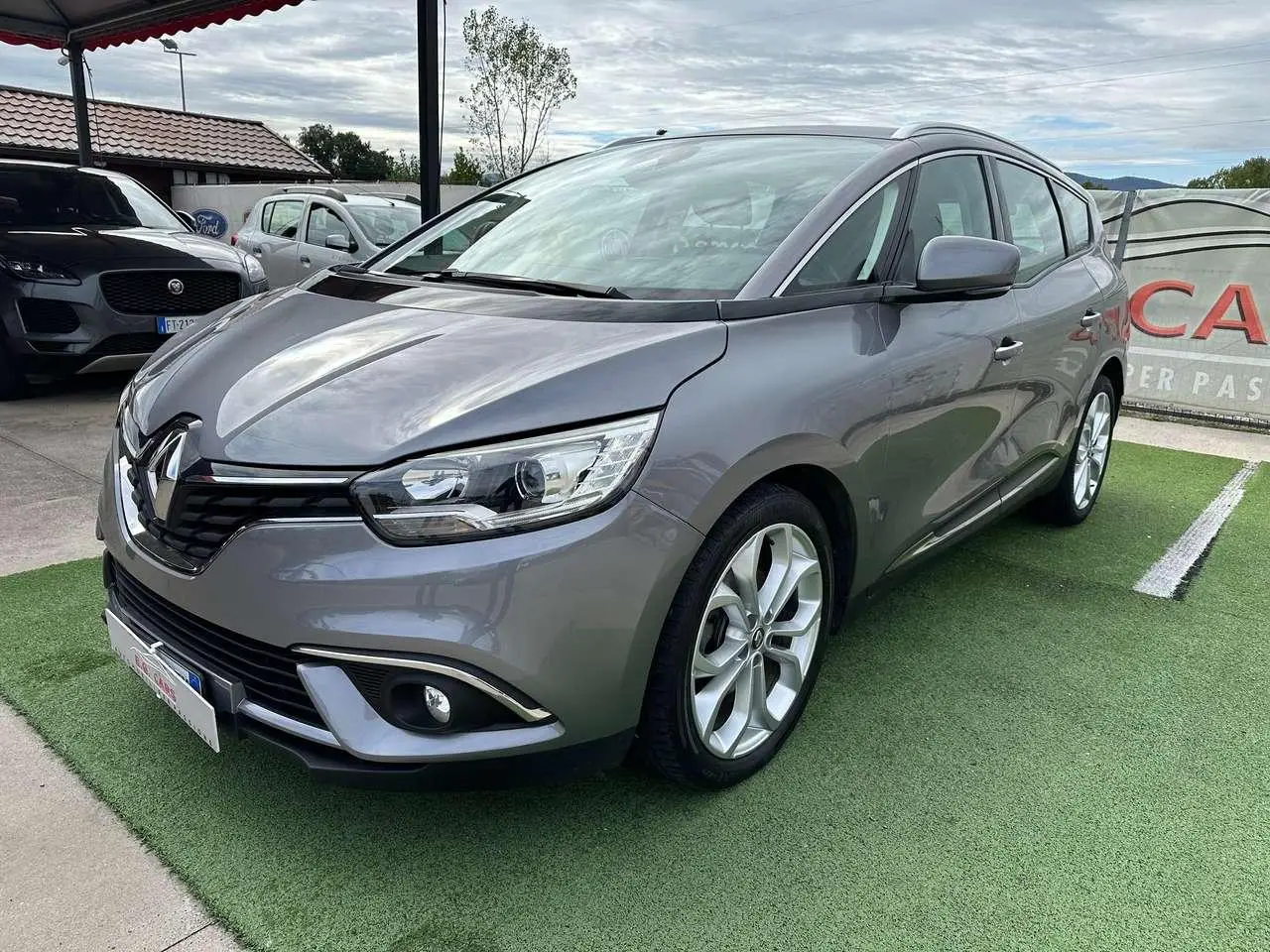 Photo 1 : Renault Grand Scenic 2017 Diesel