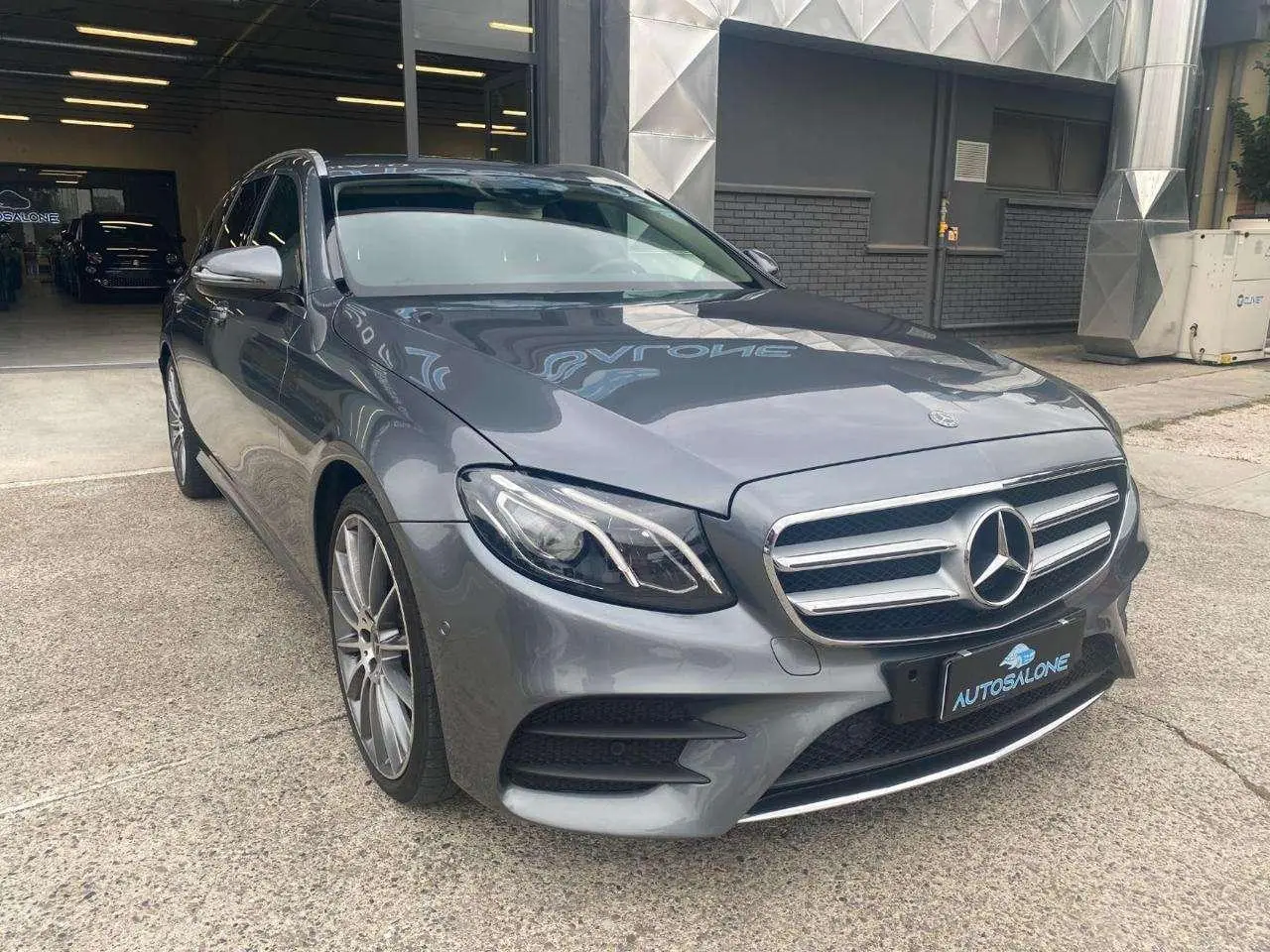 Photo 1 : Mercedes-benz Classe E 2018 Diesel