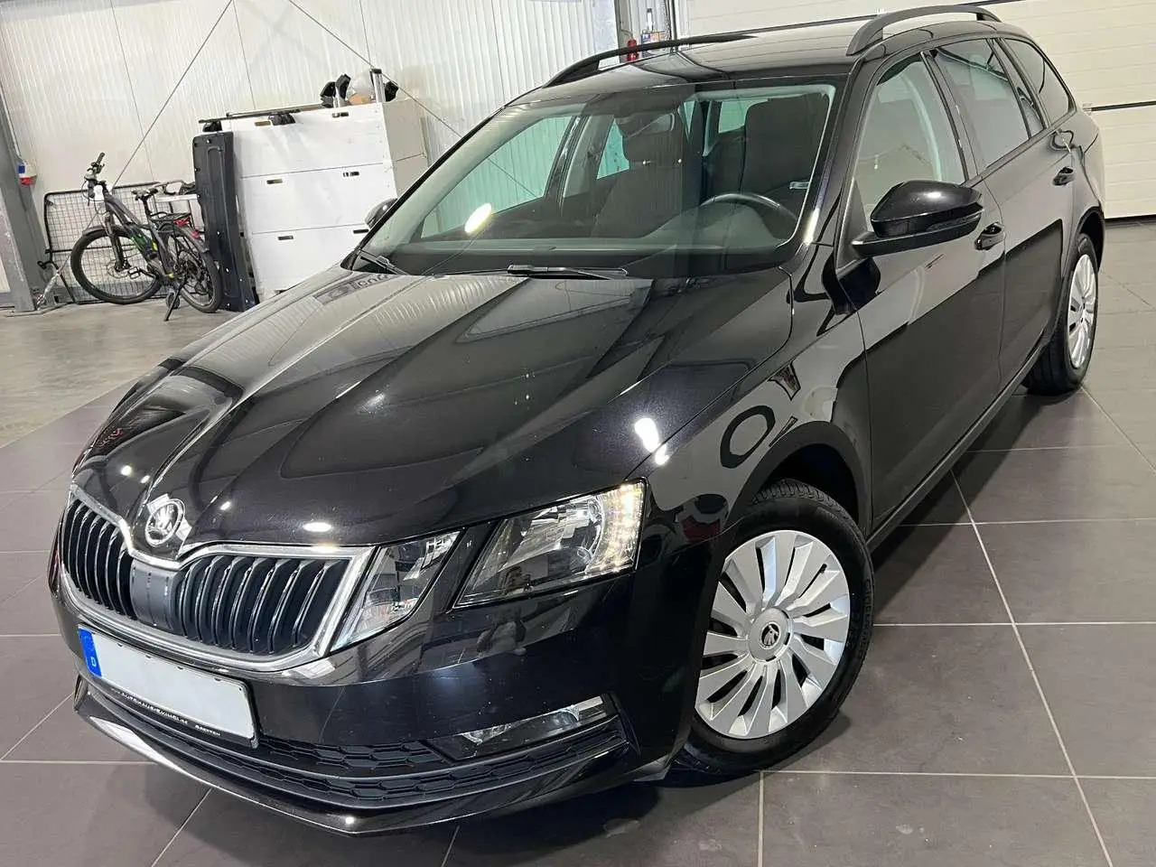 Photo 1 : Skoda Octavia 2018 Petrol