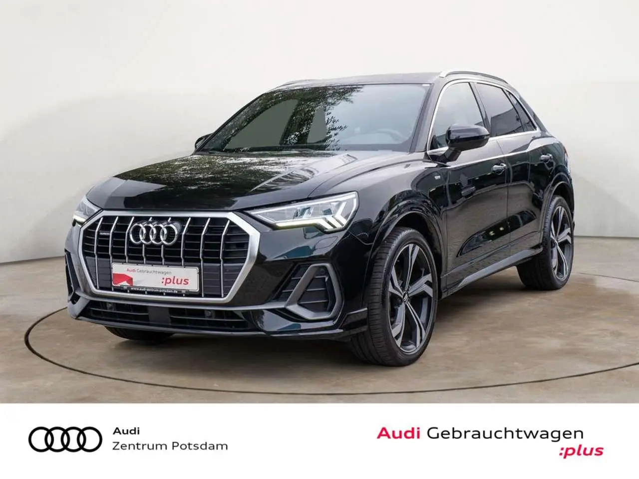 Photo 1 : Audi Q3 2020 Petrol