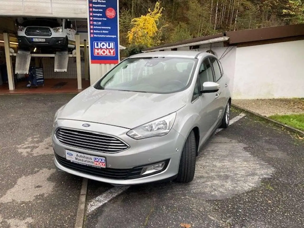 Photo 1 : Ford Focus 2019 Petrol