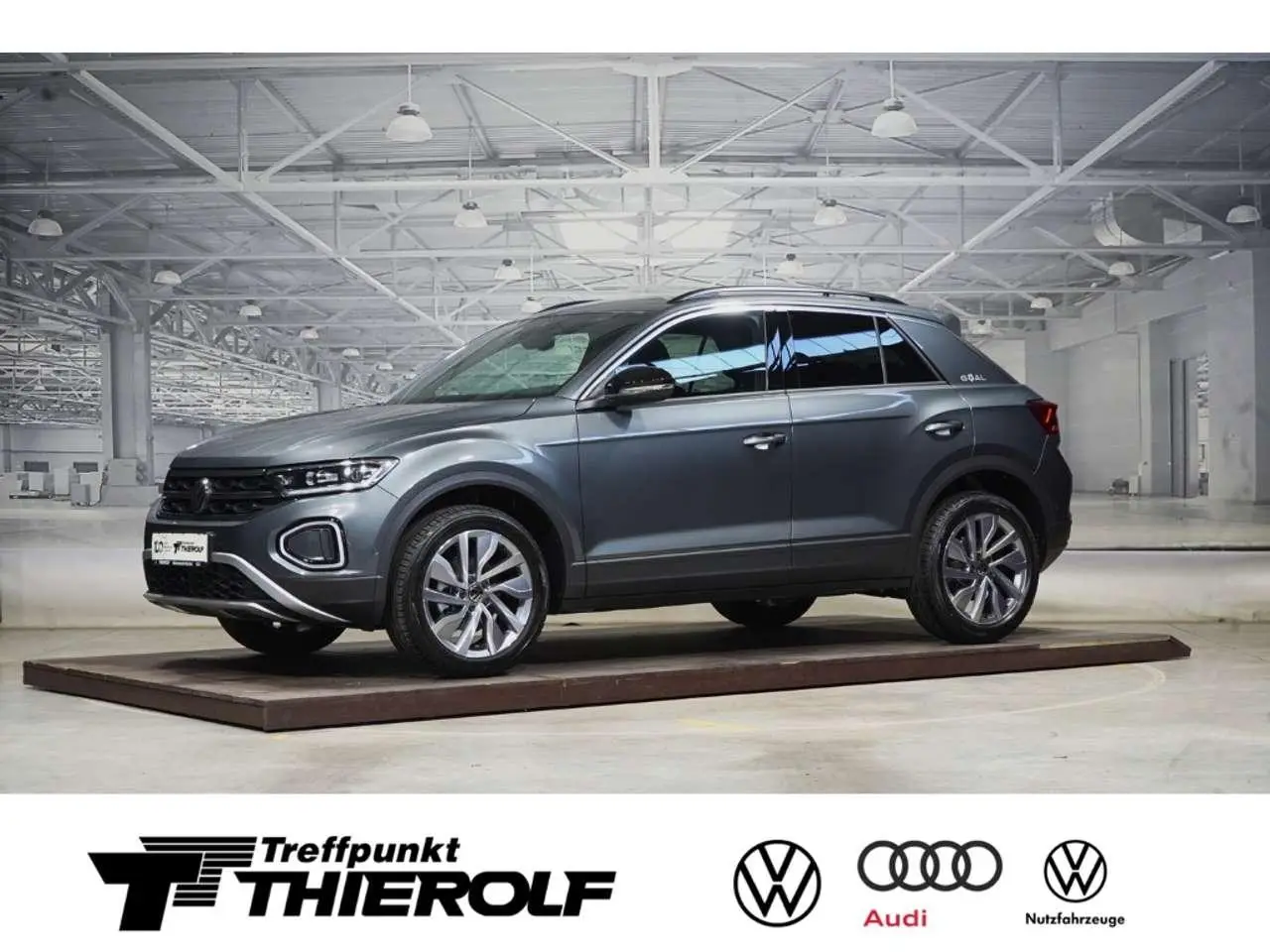 Photo 1 : Volkswagen T-roc 2024 Petrol