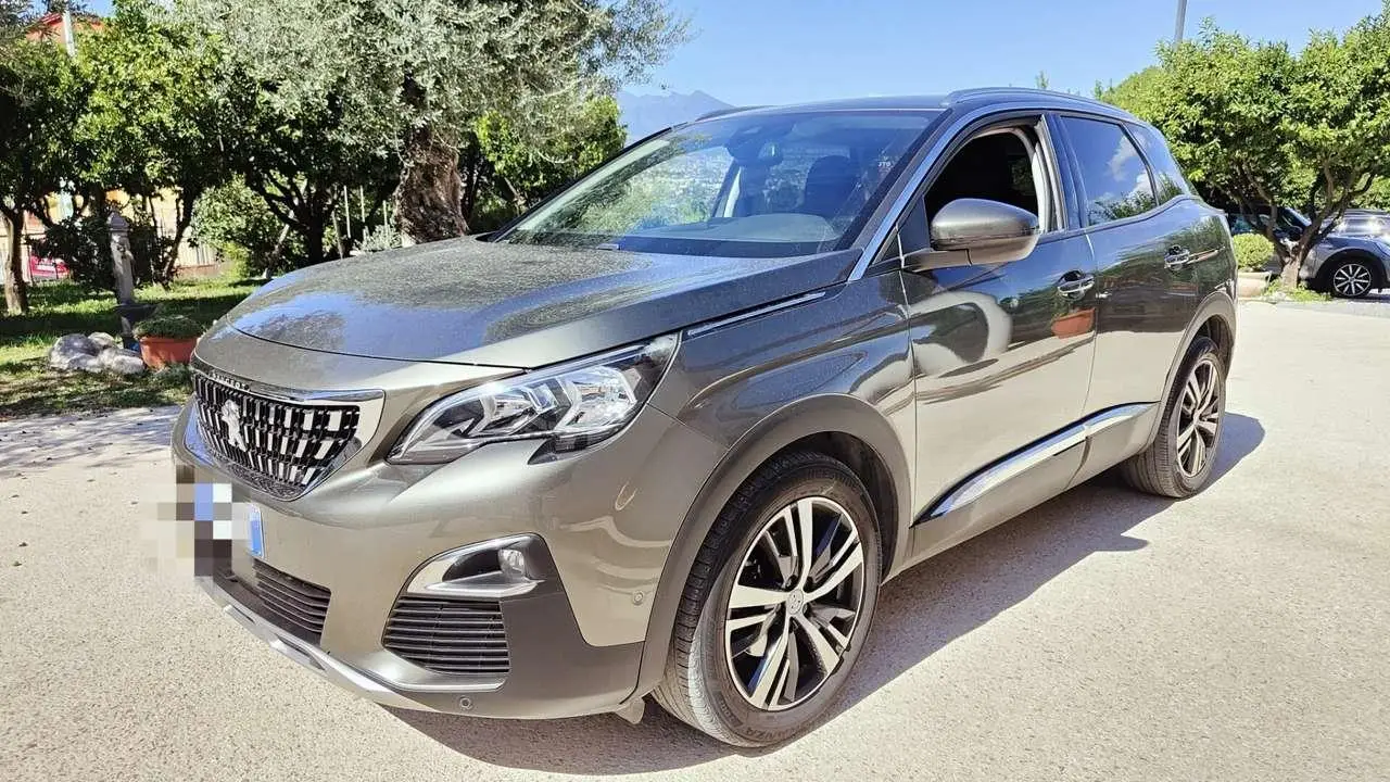 Photo 1 : Peugeot 3008 2017 Diesel