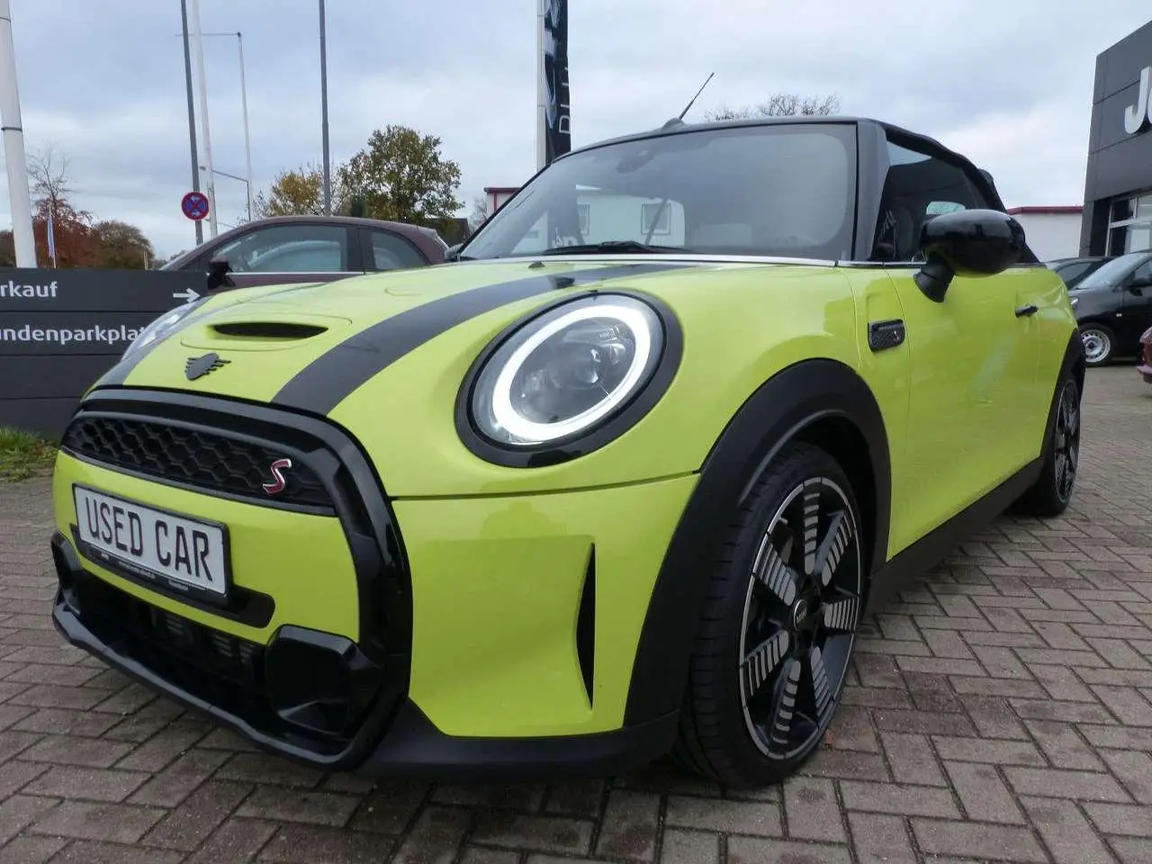 Photo 1 : Mini Cooper 2021 Petrol