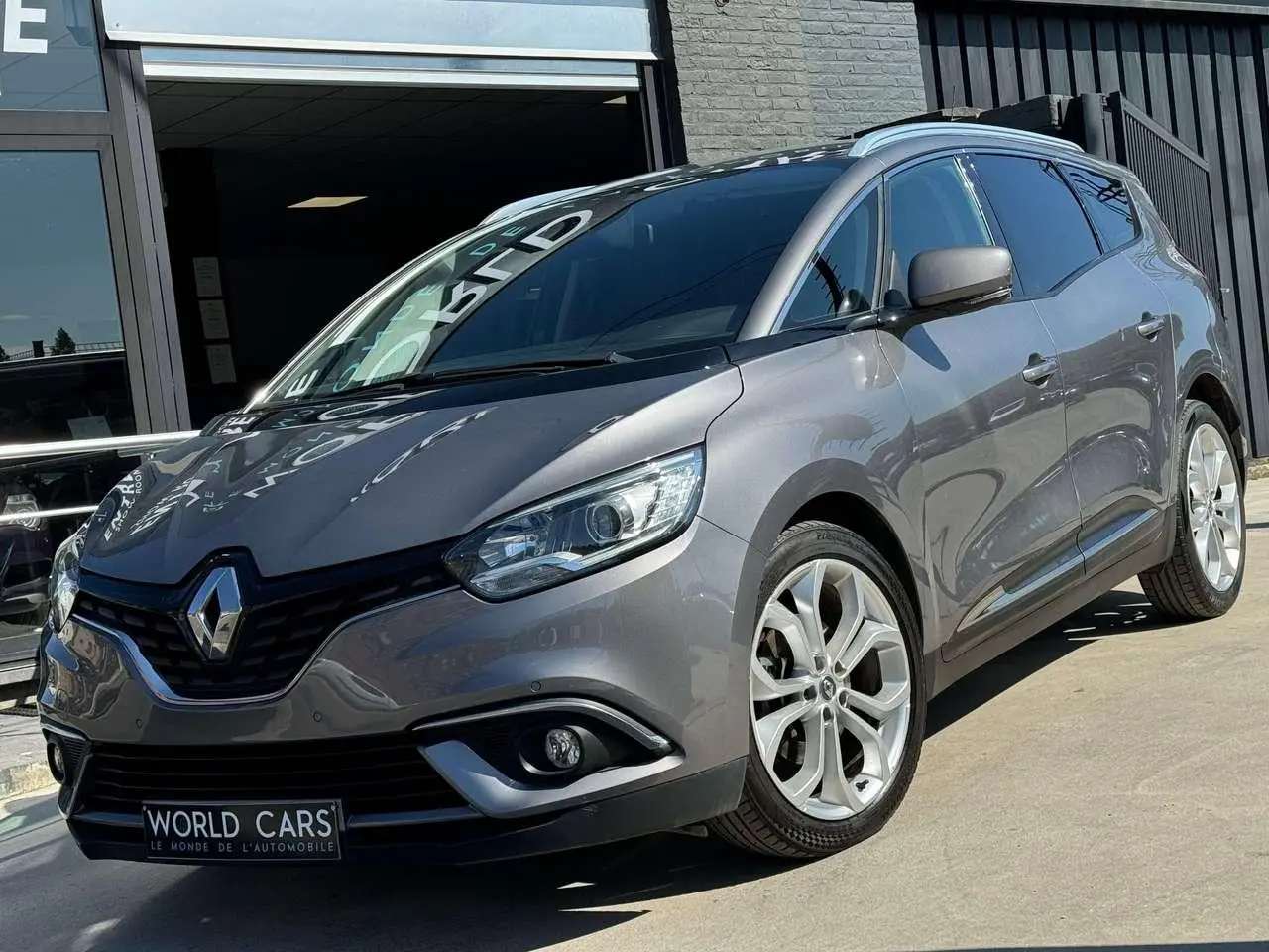 Photo 1 : Renault Grand Scenic 2017 Diesel