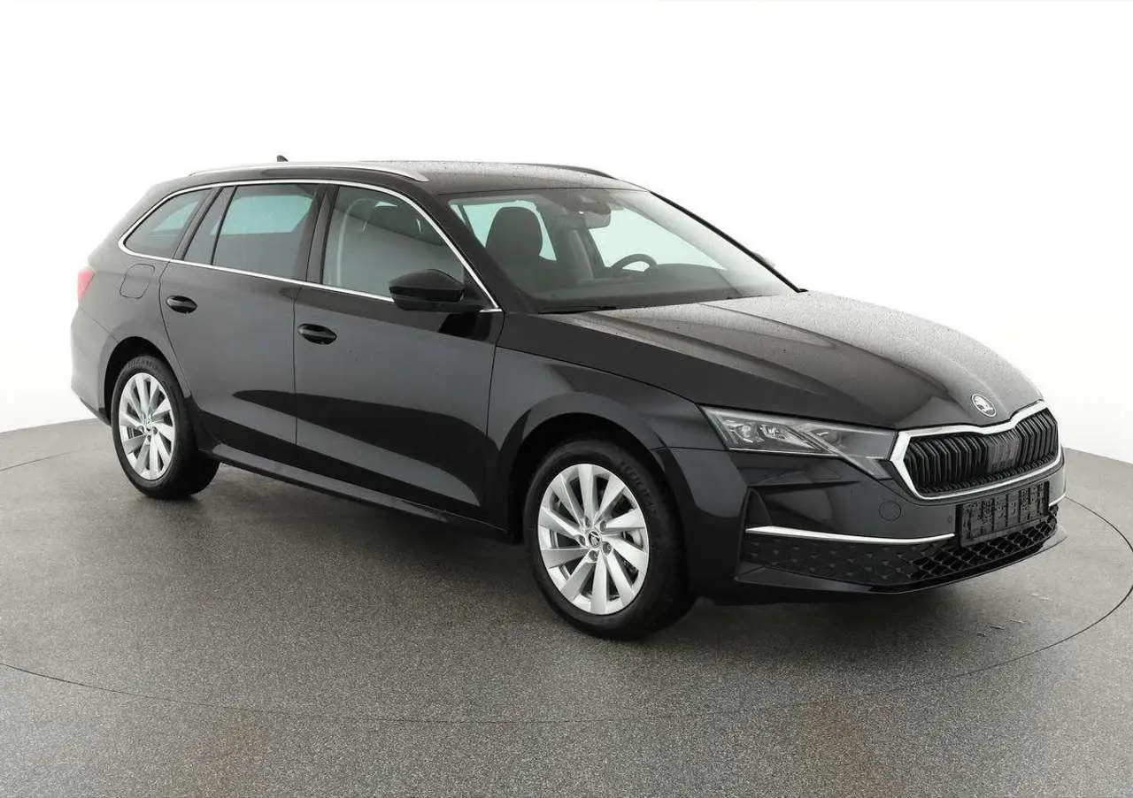 Photo 1 : Skoda Octavia 2024 Diesel