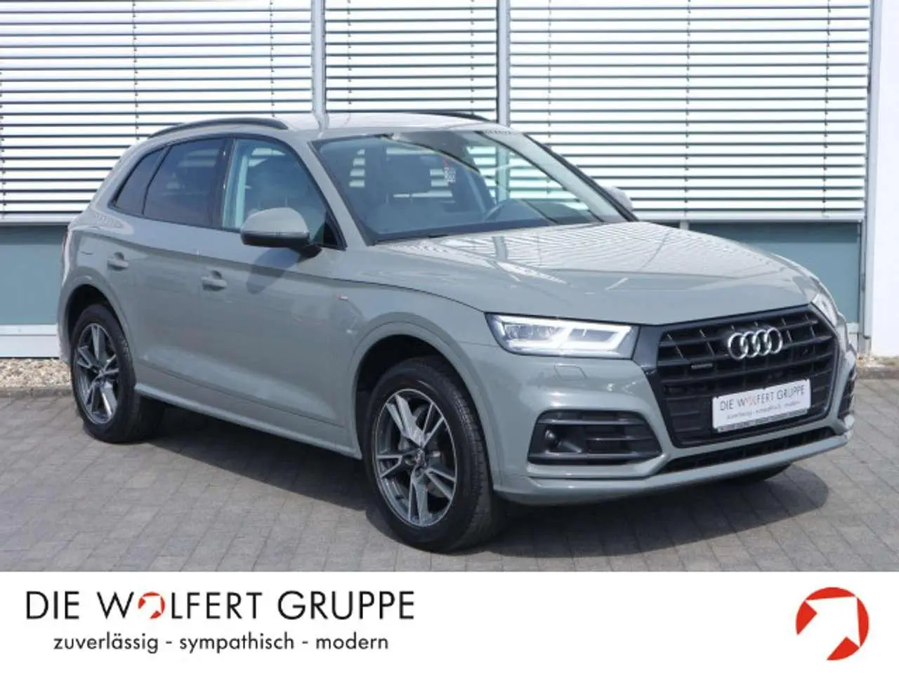 Photo 1 : Audi Q5 2020 Diesel