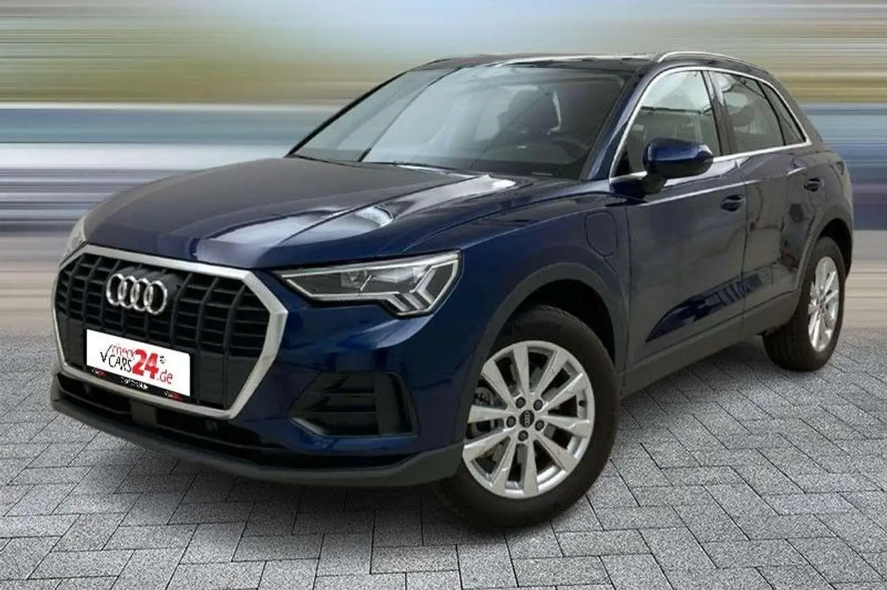 Photo 1 : Audi Q3 2023 Hybrid