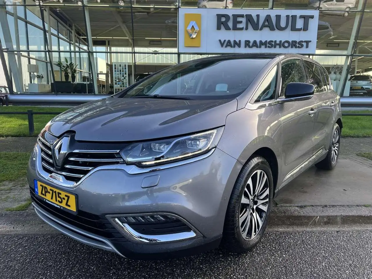 Photo 1 : Renault Espace 2019 Essence