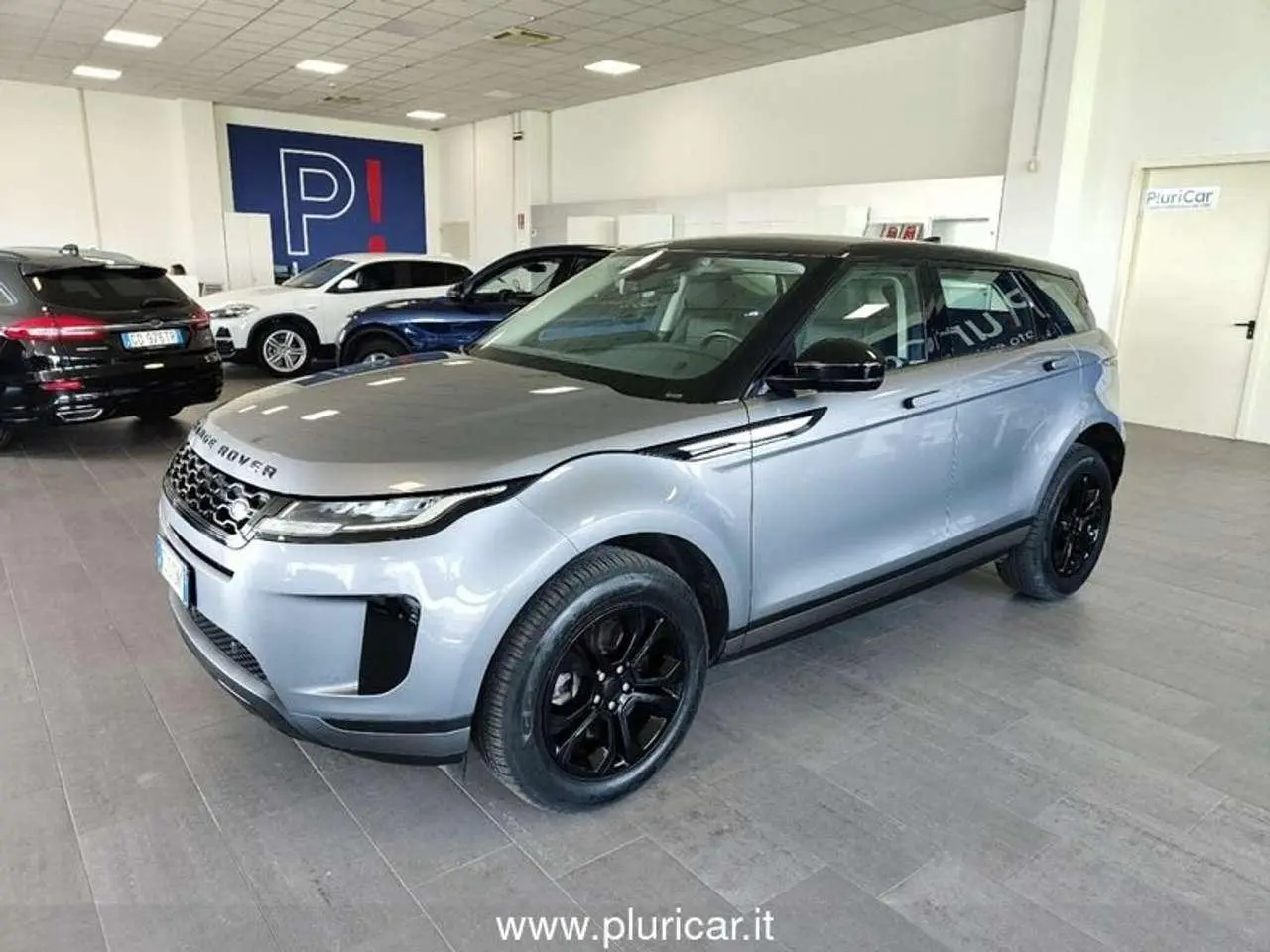 Photo 1 : Land Rover Range Rover Evoque 2019 Hybrid