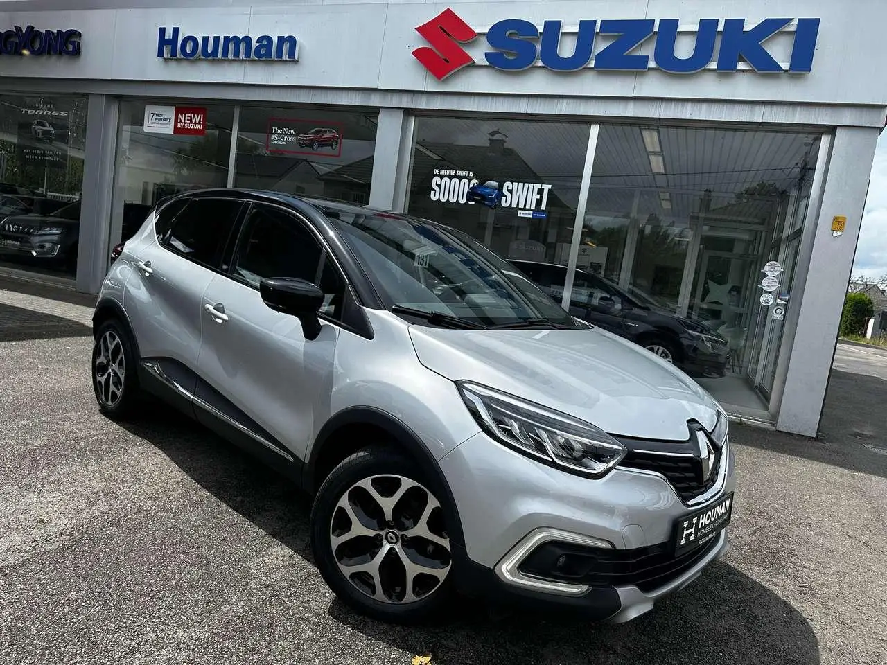 Photo 1 : Renault Captur 2018 Essence