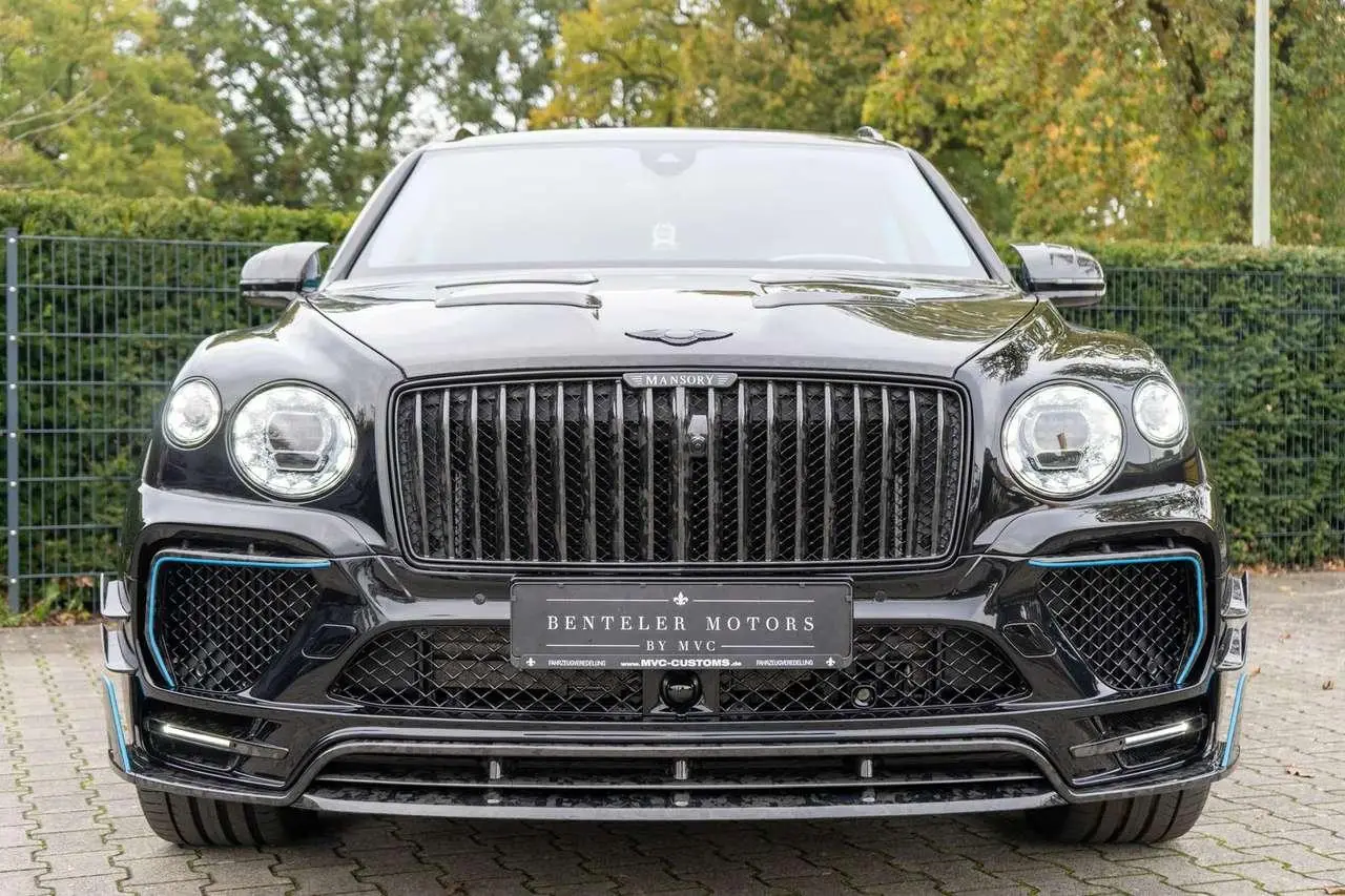 Photo 1 : Bentley Bentayga 2024 Essence