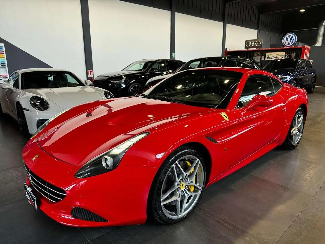 Photo 1 : Ferrari California 2017 Essence