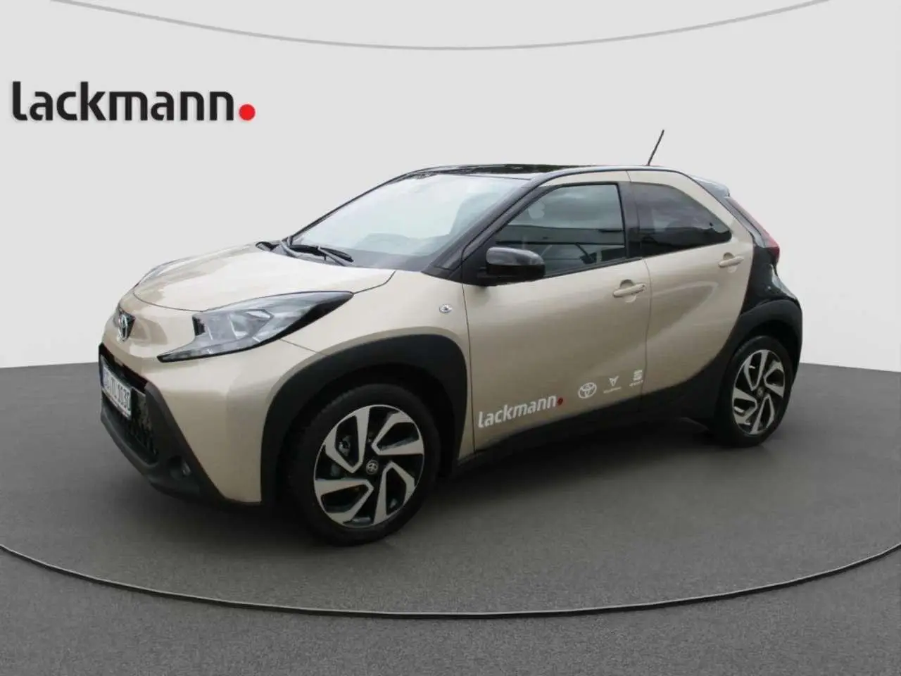 Photo 1 : Toyota Aygo X 2024 Essence