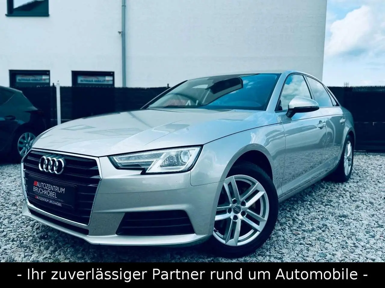 Photo 1 : Audi A4 2016 Diesel